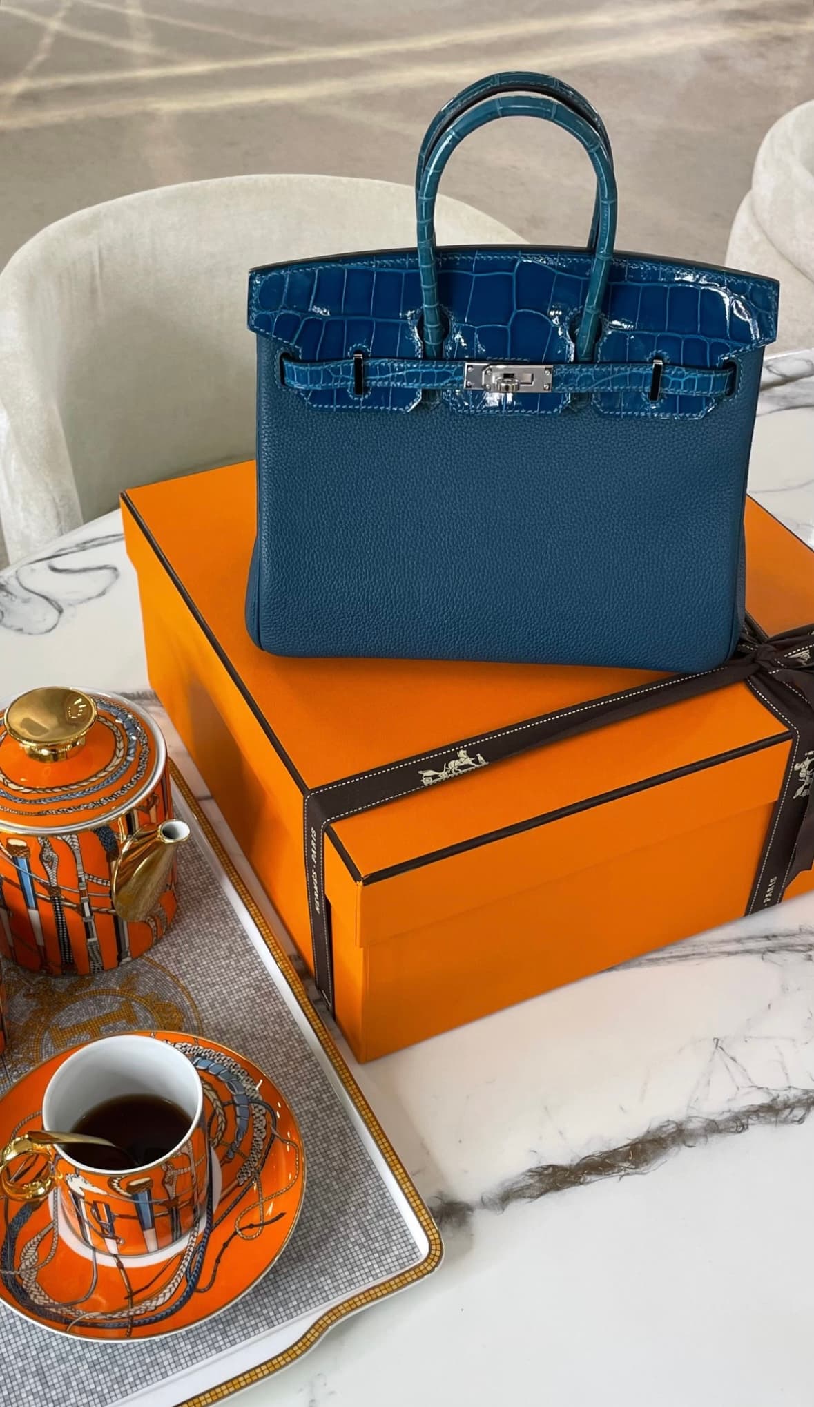 Hermès Birkin 25 Touch — Togo bleu & crocodile brillant